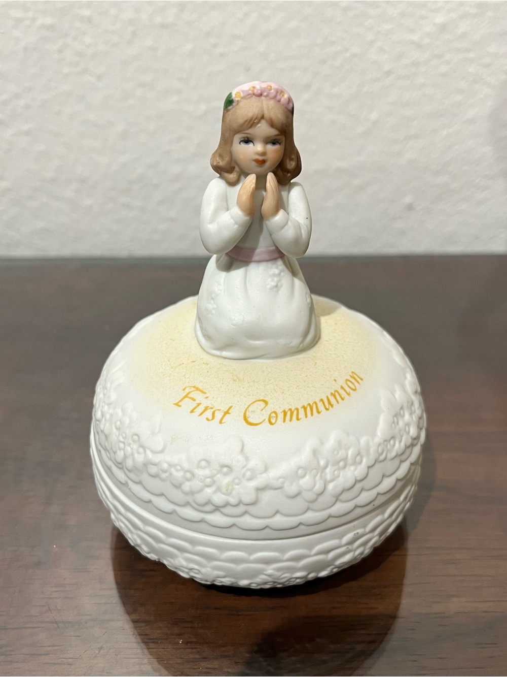 White First Communion Keepsake Trinket Box with Girl Figurine